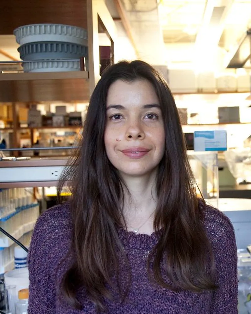 Rhonda Patrick in a laboratory